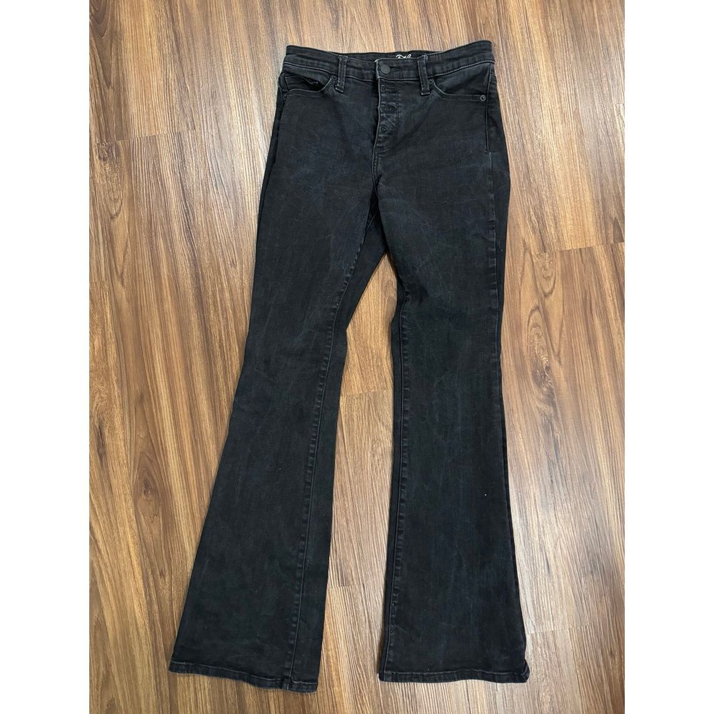 Universal‎ Threads 6/28R black bootcut denim